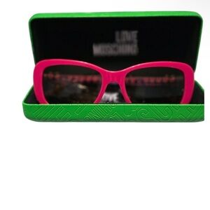 Love Moschino new without tags Vibrant Pink sunGlasses with Green Case